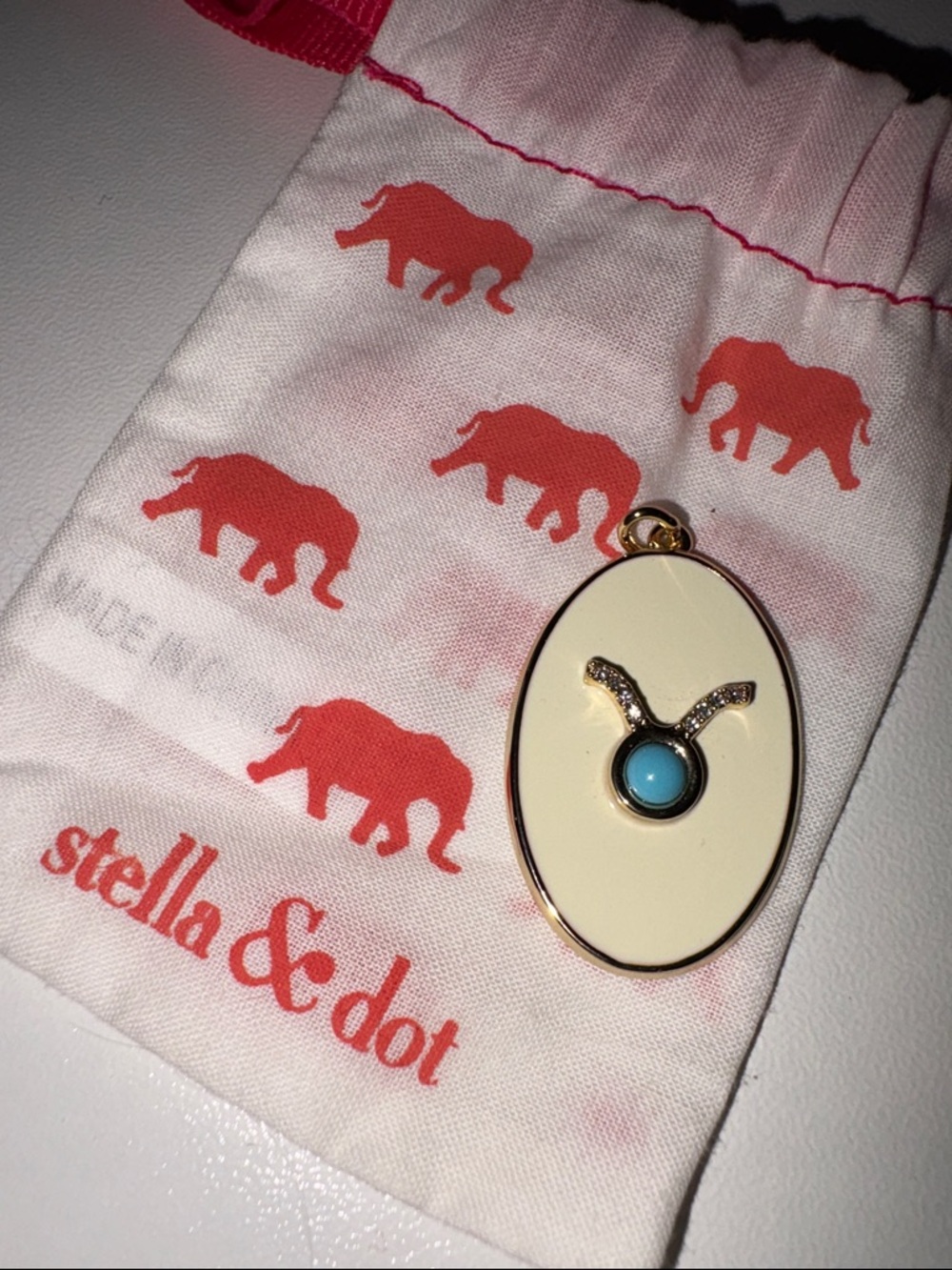 💥2/$33💥 Stella & Dot Cream and Turquoise Taurus Zodiac Pendant